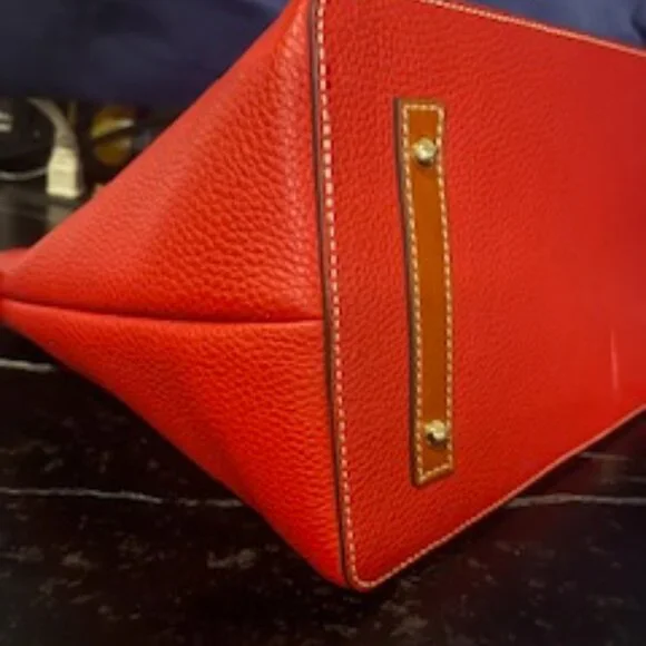 Dooney and Bourke Red Alert - Picture 6 of 9